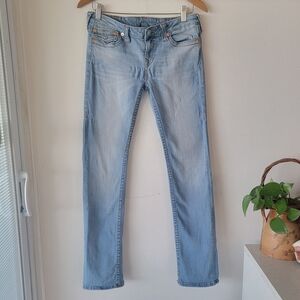 True Religion Women's  Slim  Straight Medium Wash Side 28